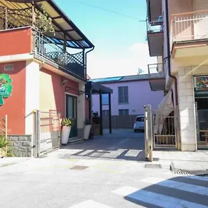 Hébergement de vacances Affitti Case Nuove A 450metri Dal Mare In Centro Citta', Sestri Levante